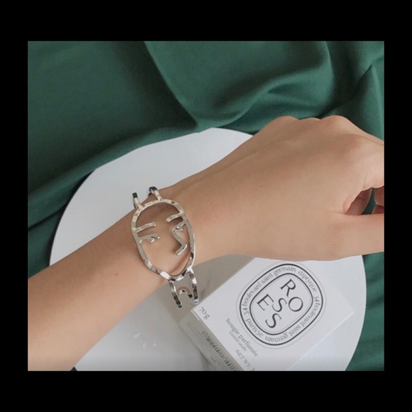 Abstract Minimalist Face Art Bracelet Cuff - Picture 6 of 10